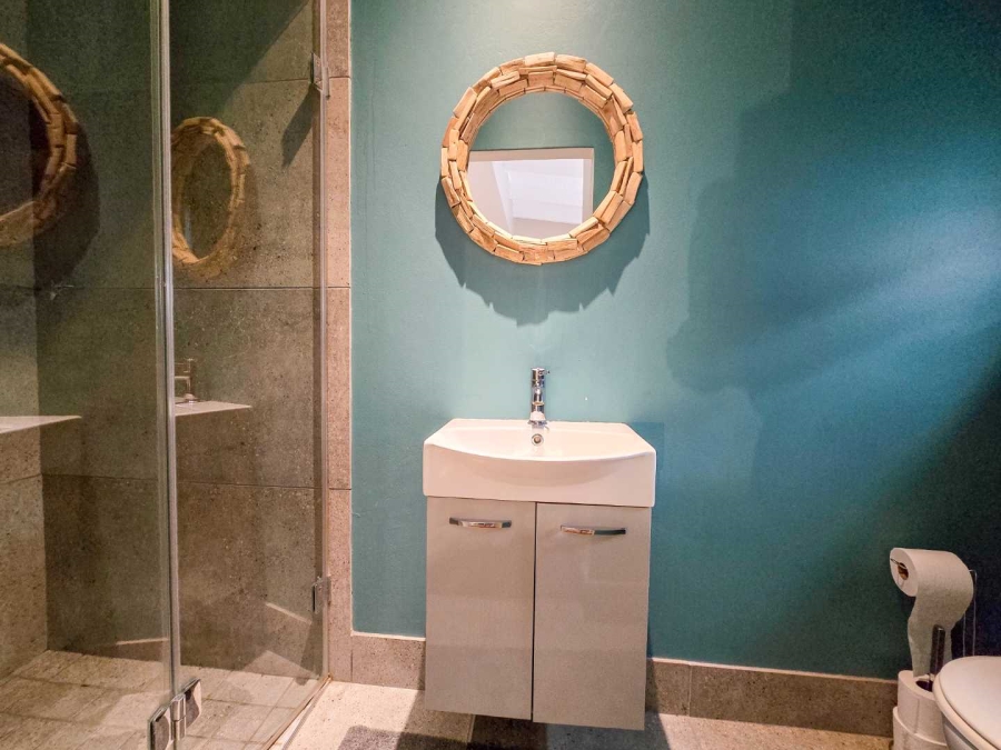 5 Bedroom Property for Sale in Stilbaai Oos Western Cape